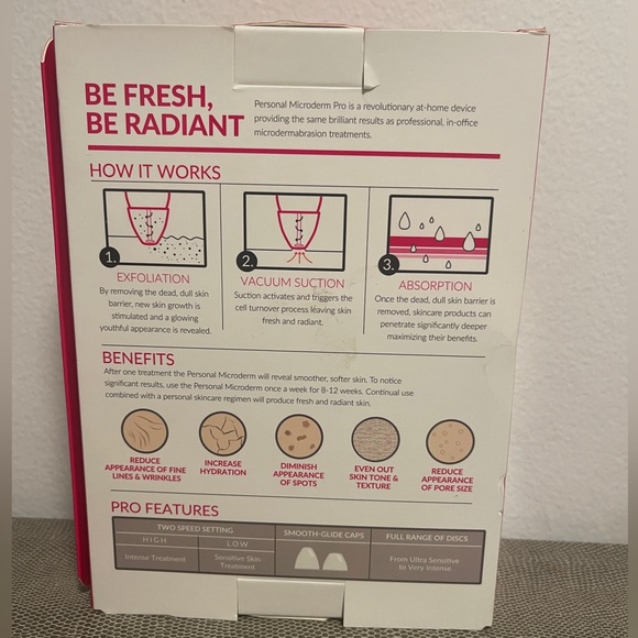 Personal Microderm Pro Clinical-Grade Exfoliation
At-Home Microdermabrasion - Picture 2 of 11